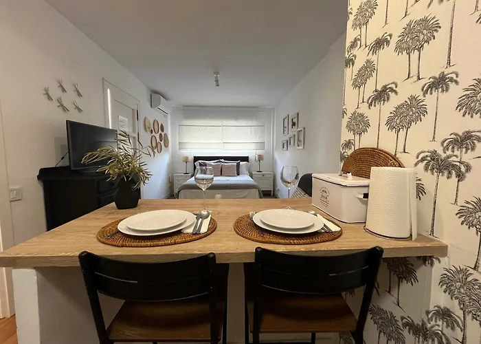 Estudio A 10 Minutos Del Puerto Banus Апартаменти *